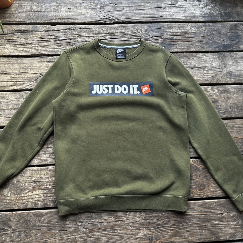 Nike Spell Out Crewneck